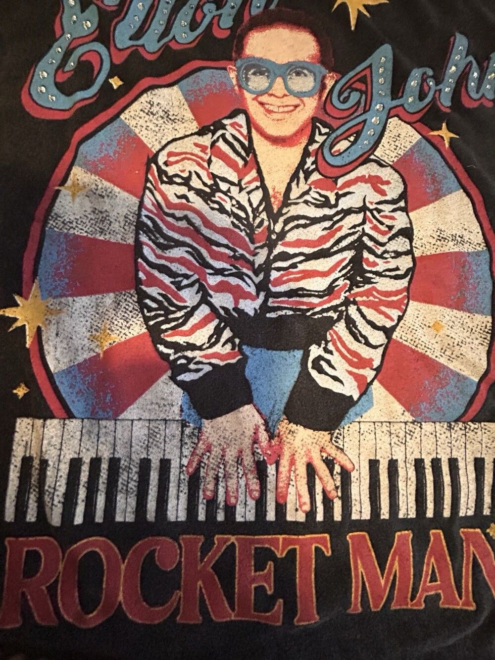Elton John Graphic T-Shirt Women’s Large Black Rocket Man Band Tee NWT
